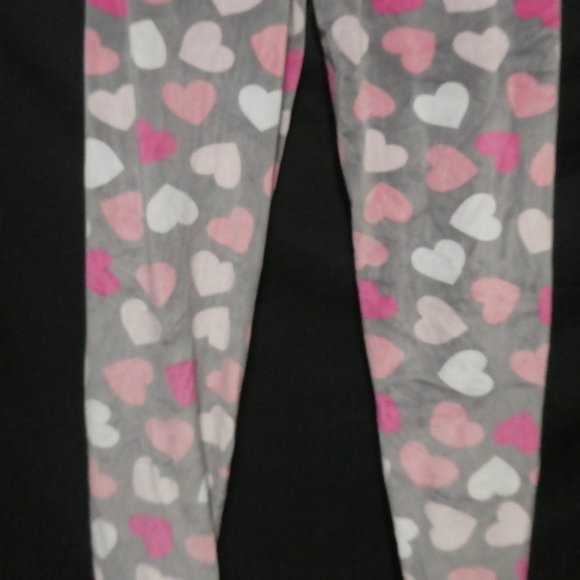 URBAN HERITAGE | medium | Microfleece Heart Print Pants | Stretchy Waistband - Picture 14 of 16